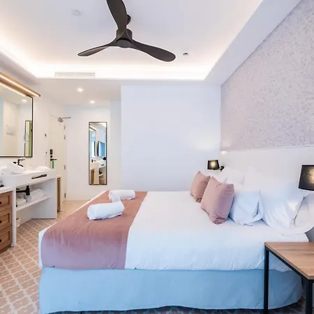 Hotel Neptuno & 4 Sup