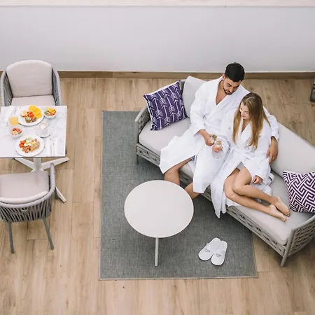 Hotel Neptuno & 4 Sup
