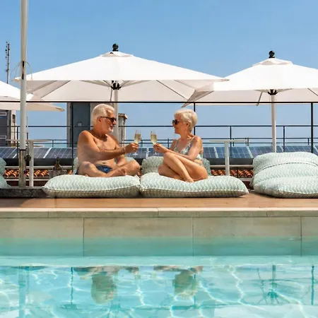Hotel Neptuno & 4 Sup Calella