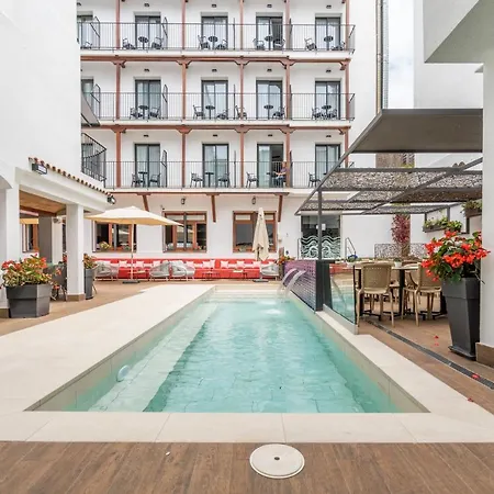 Отель Neptuno & 4 Sup