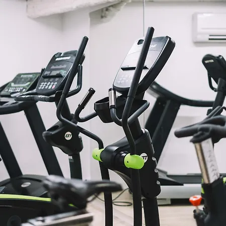 Neptuno & 4 Sup Szálloda 4*