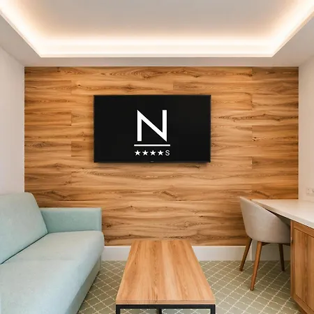 Neptuno & 4 Sup Hotel