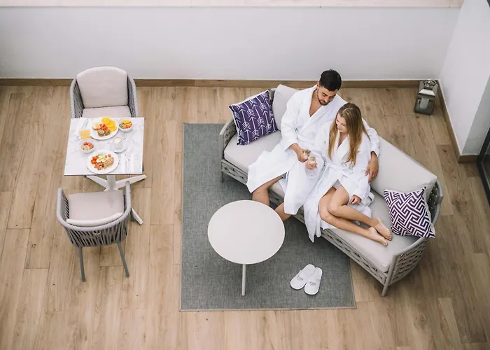 Hotel Neptuno & 4 Sup