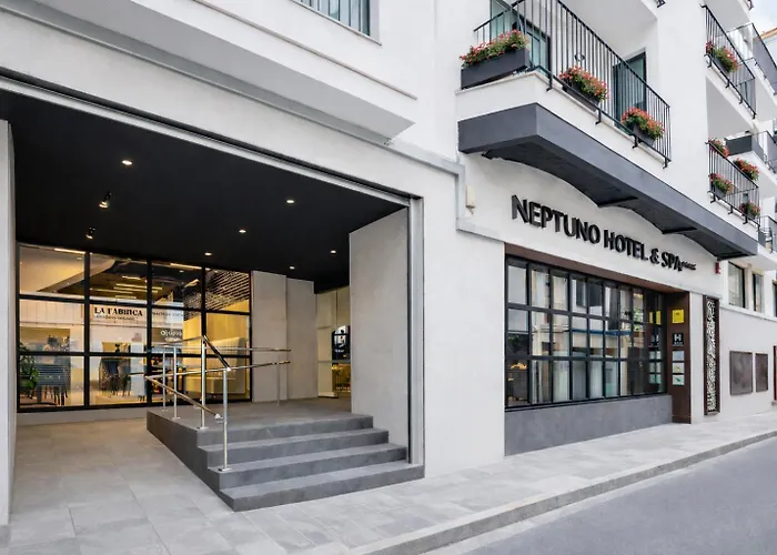 Neptuno & 4 Sup Hotel Calella