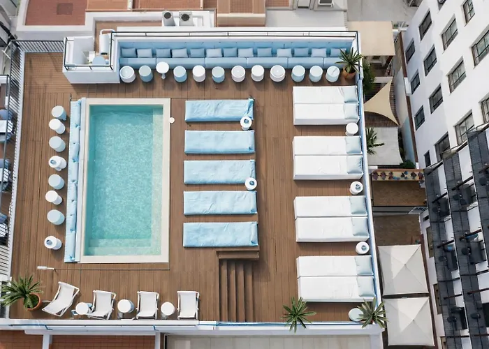 Hotel Neptuno & 4 Sup